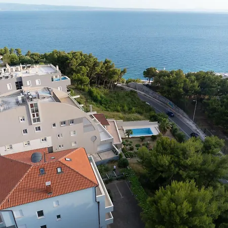 Nala Luxury * Ποντστράνα