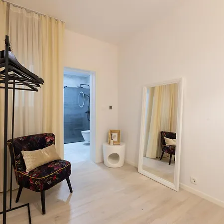 Nala Luxury * Ποντστράνα