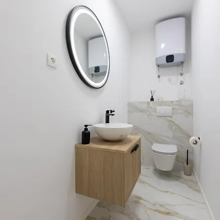 Nala Luxury Apartment