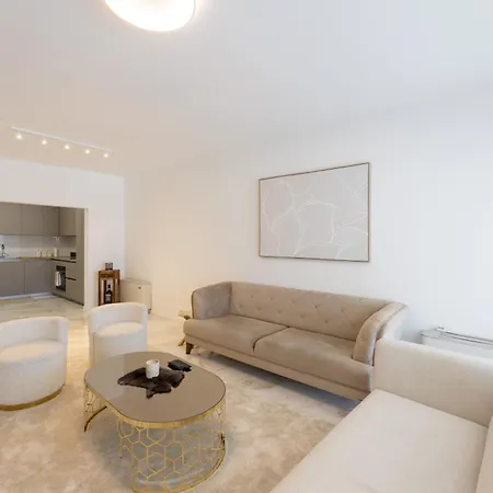 Nala Luxury Podstrana