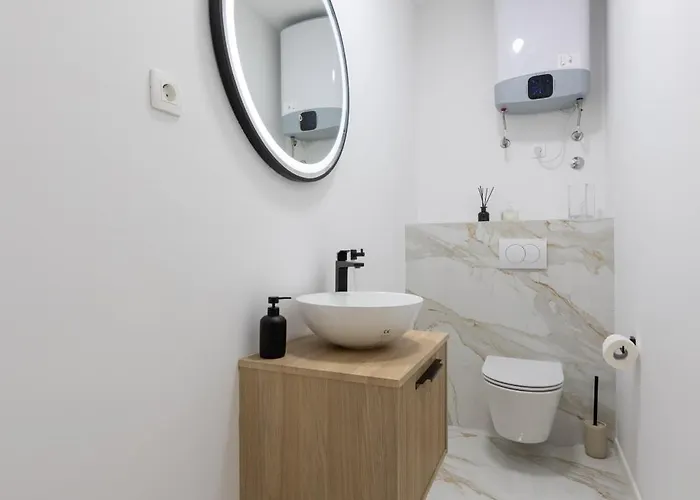 Nala Luxury 아파트