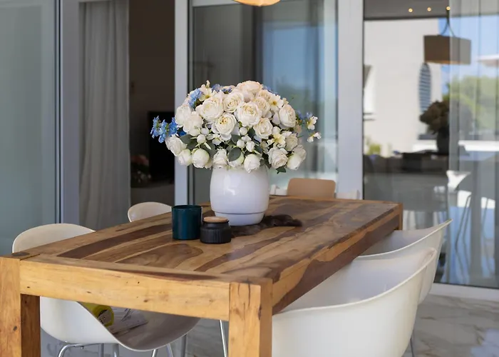 Nala Luxury 아파트